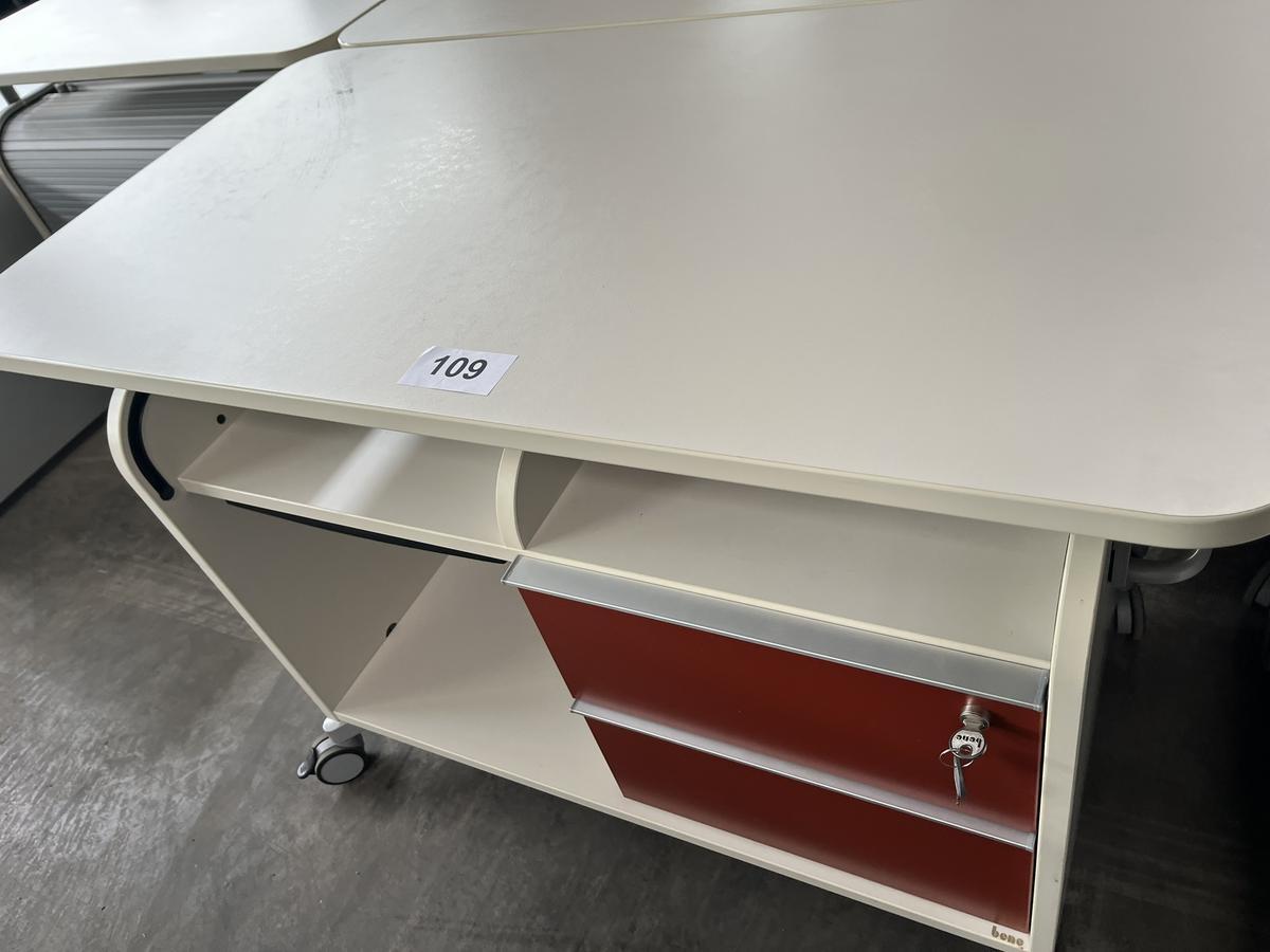 Bene Aktenschrankmodul mit Rollen