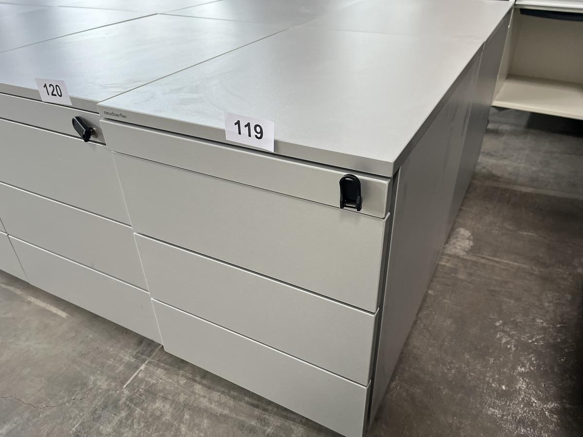 Neudörfler Rollcontainer