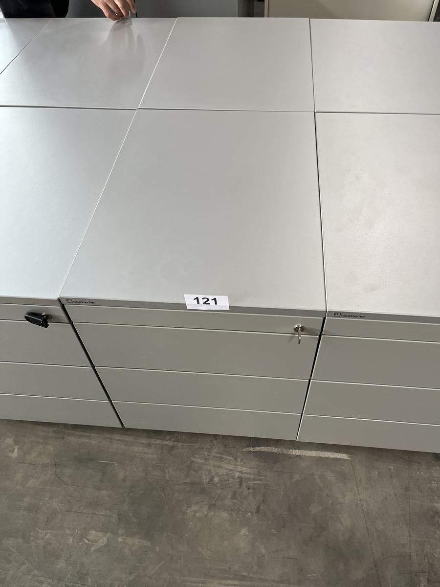 Neudörfler Rollcontainer