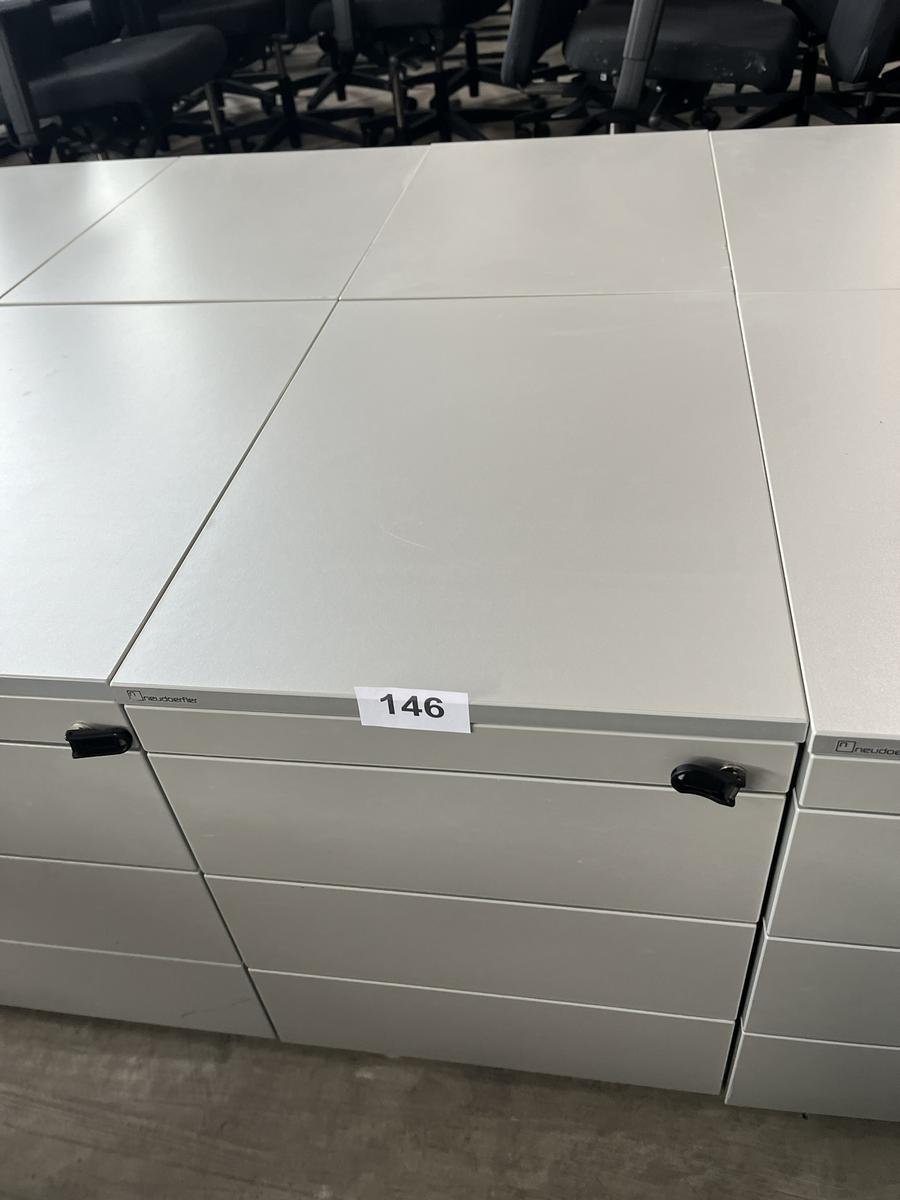 Neudörfler Rollcontainer