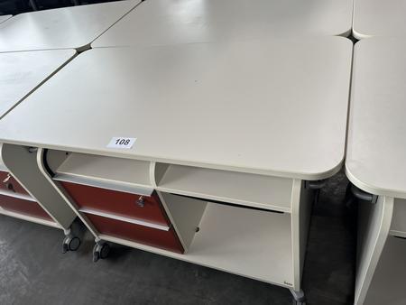 Bene Aktenschrankmodul mit Rollen, 2 Laden und Rollo, ca. 100x55x70cm Bene Aktenschrankmodul mit Rollen, 2 Laden und Rollo, ca. 100x55x70cm