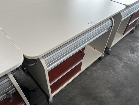 Bene Aktenschrankmodul mit Rollen, 2 Laden und Rollo, ca. 100x55x70cm Bene Aktenschrankmodul mit Rollen, 2 Laden und Rollo, ca. 100x55x70cm