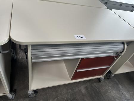 Bene Aktenschrankmodul mit Rollen, 2 Laden und Rollo, ca. 100x55x70cm Bene Aktenschrankmodul mit Rollen, 2 Laden und Rollo, ca. 100x55x70cm