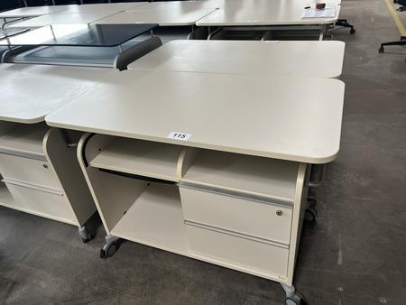 Bene Aktenschrankmodul mit Rollen, 2 Laden und Rollo, ca. 100x55x70cm Bene Aktenschrankmodul mit Rollen, 2 Laden und Rollo, ca. 100x55x70cm