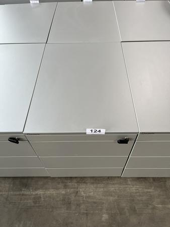 Neudörfler Rollcontainer, mit Schlüssel, silber, ca. 43x60x55cm, 4 Laden Neudörfler Rollcontainer, mit Schlüssel, silber, ca. 43x60x55cm, 4 Laden