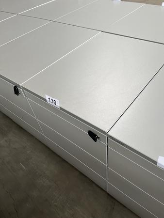 Neudörfler Rollcontainer, mit Schlüssel, silber, ca. 43x60x55cm, 4 Laden Neudörfler Rollcontainer, mit Schlüssel, silber, ca. 43x60x55cm, 4 Laden