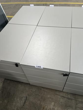 Neudörfler Rollcontainer, mit Schlüssel, silber, ca. 43x60x55cm, 4 Laden Neudörfler Rollcontainer, mit Schlüssel, silber, ca. 43x60x55cm, 4 Laden