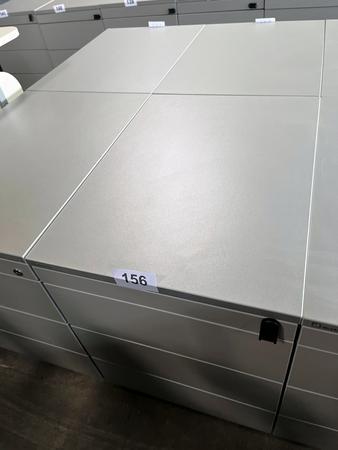 Neudörfler Rollcontainer, mit Schlüssel, silber, ca. 43x60x55cm, 4 Laden Neudörfler Rollcontainer, mit Schlüssel, silber, ca. 43x60x55cm, 4 Laden