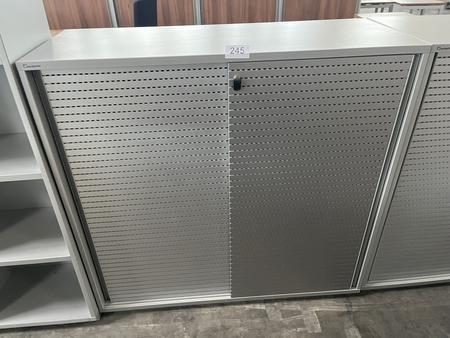 Neudörfler Aktenschrank mit Schiebetüre, grau, ca. 120x45x115cm Neudörfler Aktenschrank mit Schiebetüre, grau, ca. 120x45x115cm