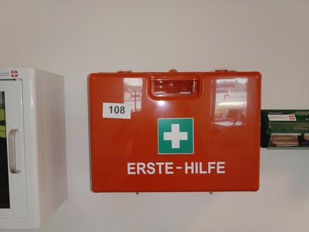 Erste Hilfekoffer nach ÖNORM Erste Hilfekoffer nach ÖNORM