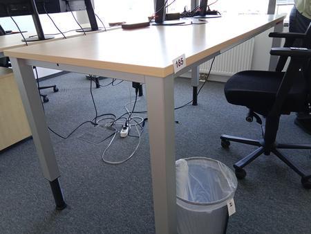 Schreibtisch Ahorn/silber 180x80 cm Schreibtisch Ahorn/silber 180x80 cm