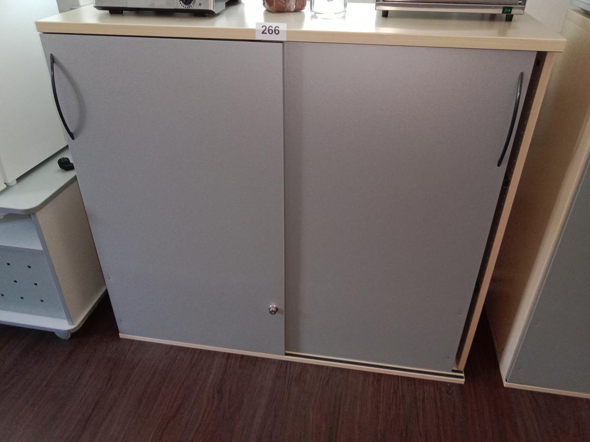 Aktenschrank ca. 120/42/107 cm