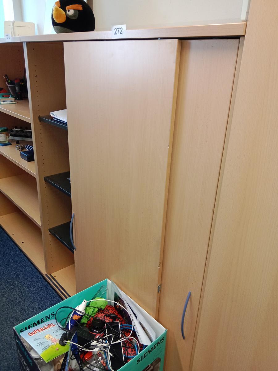Aktenschrank ca. 120/42/150 cm?d=2025-06-29 00:02:31