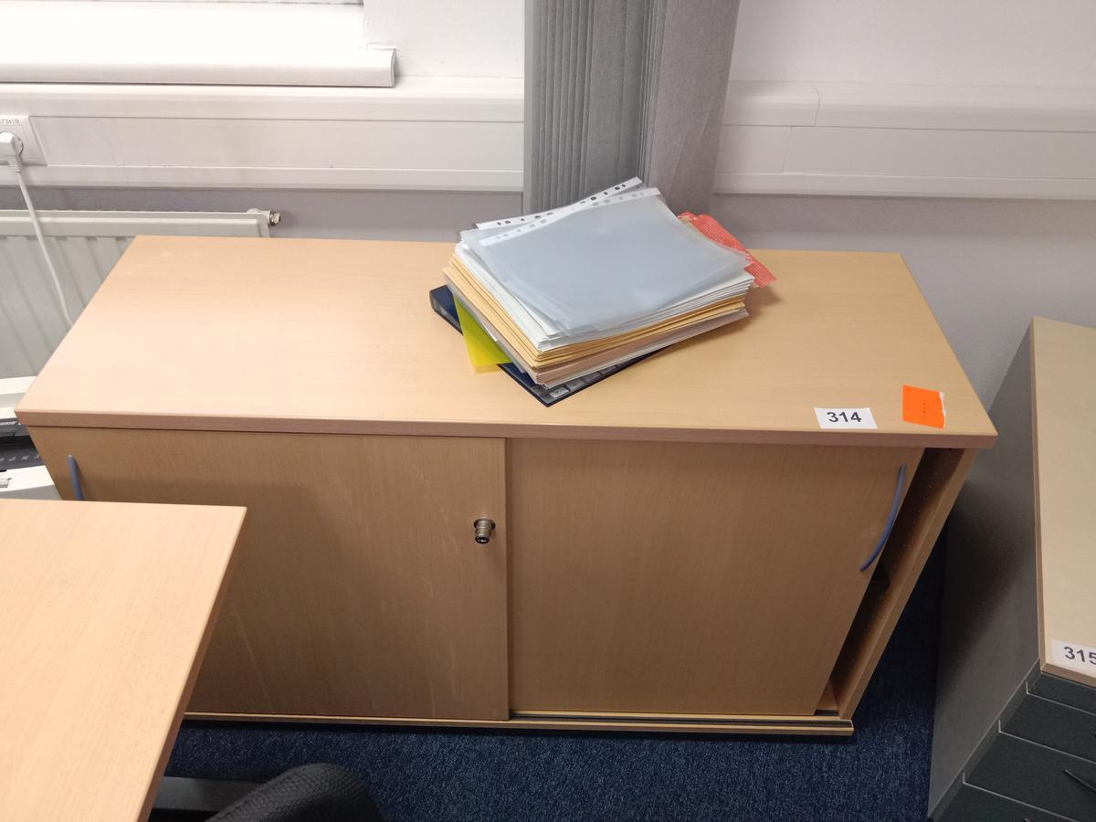 Aktenschrank ca. 120/80 cm?d=2025-06-28 23:48:54