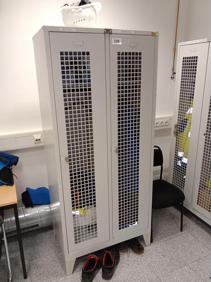BÄR Umkleideschrank ca. 185/80/50 cm