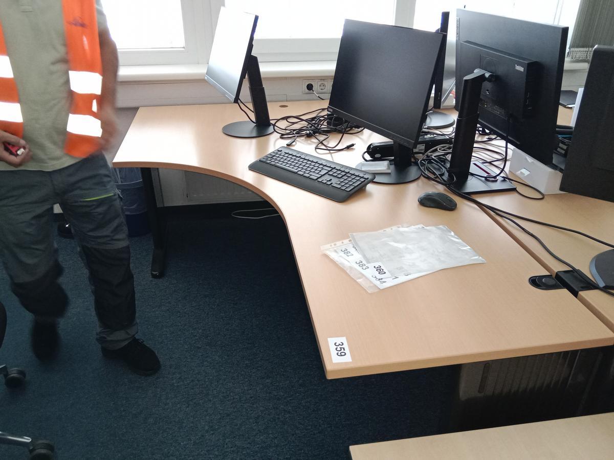 Schreibtisch ca. 200/60 cm plus Eckteil ca. 120 cm