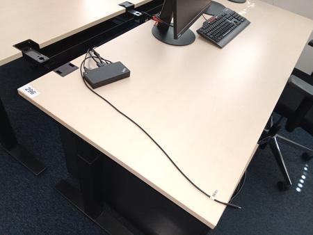 Schreibtisch ca. 180/80 cm Schreibtisch ca. 180/80 cm