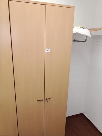 Doppeltür Schrank ca. 218/40/80 cm Doppeltür Schrank ca. 218/40/80 cm