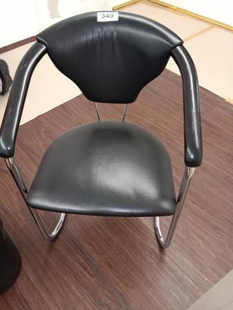 2 Besprechungsstühle Leder 2 Besprechungsstühle Leder
