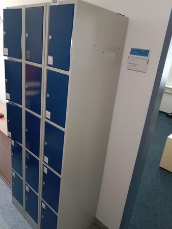 3 Stück Aktenschränke offen 3 Stück Aktenschränke offen