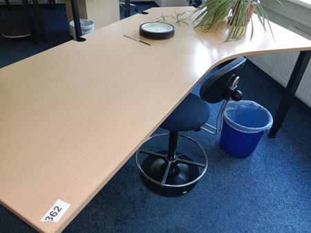 Schreibtisch geschwungen ca. 230/80/100 cm Schreibtisch geschwungen ca. 230/80/100 cm