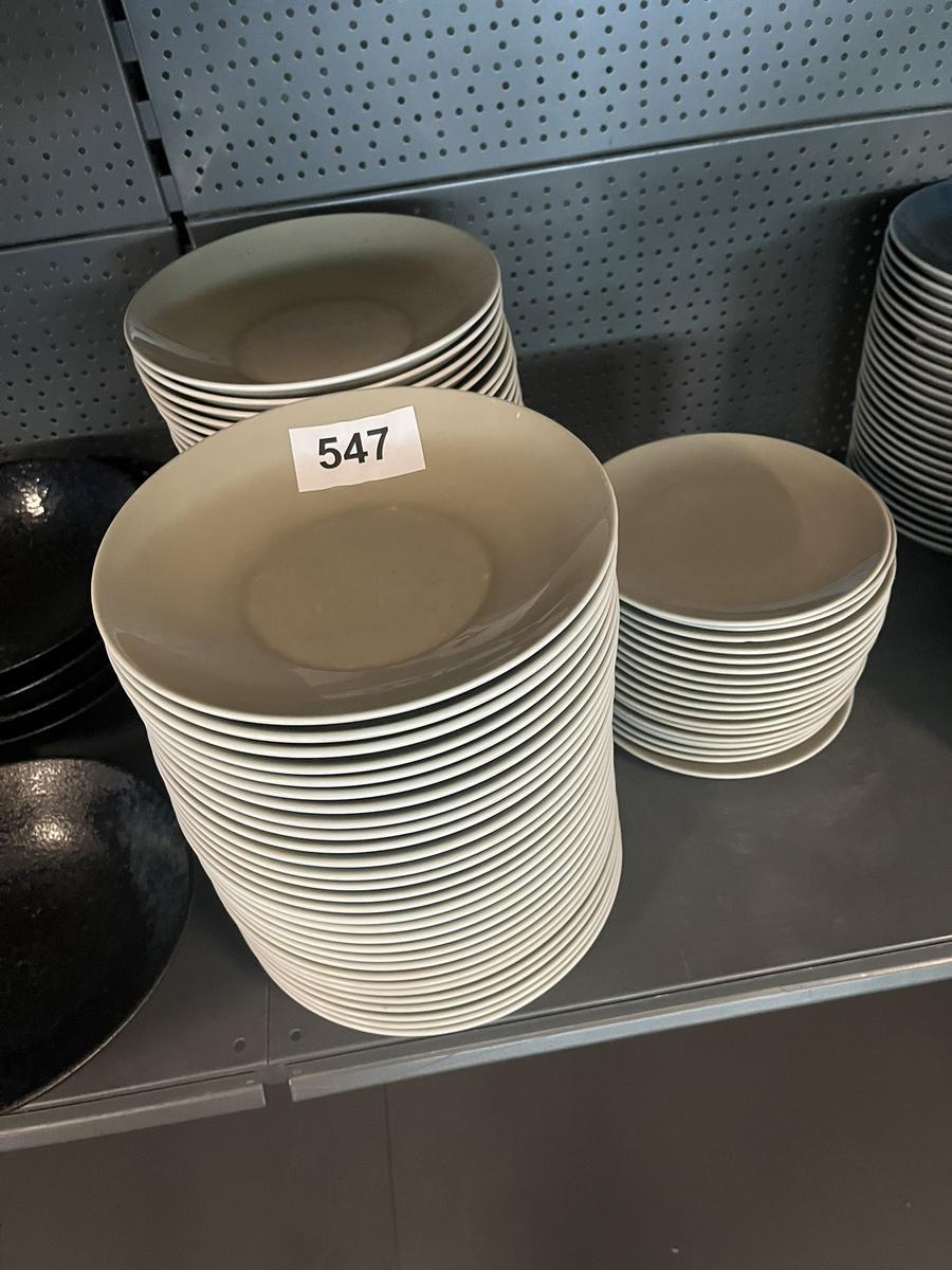 58 Stk. Teller tief, DM 23cm & 18 Stk. Salatteller, DM 20cm
