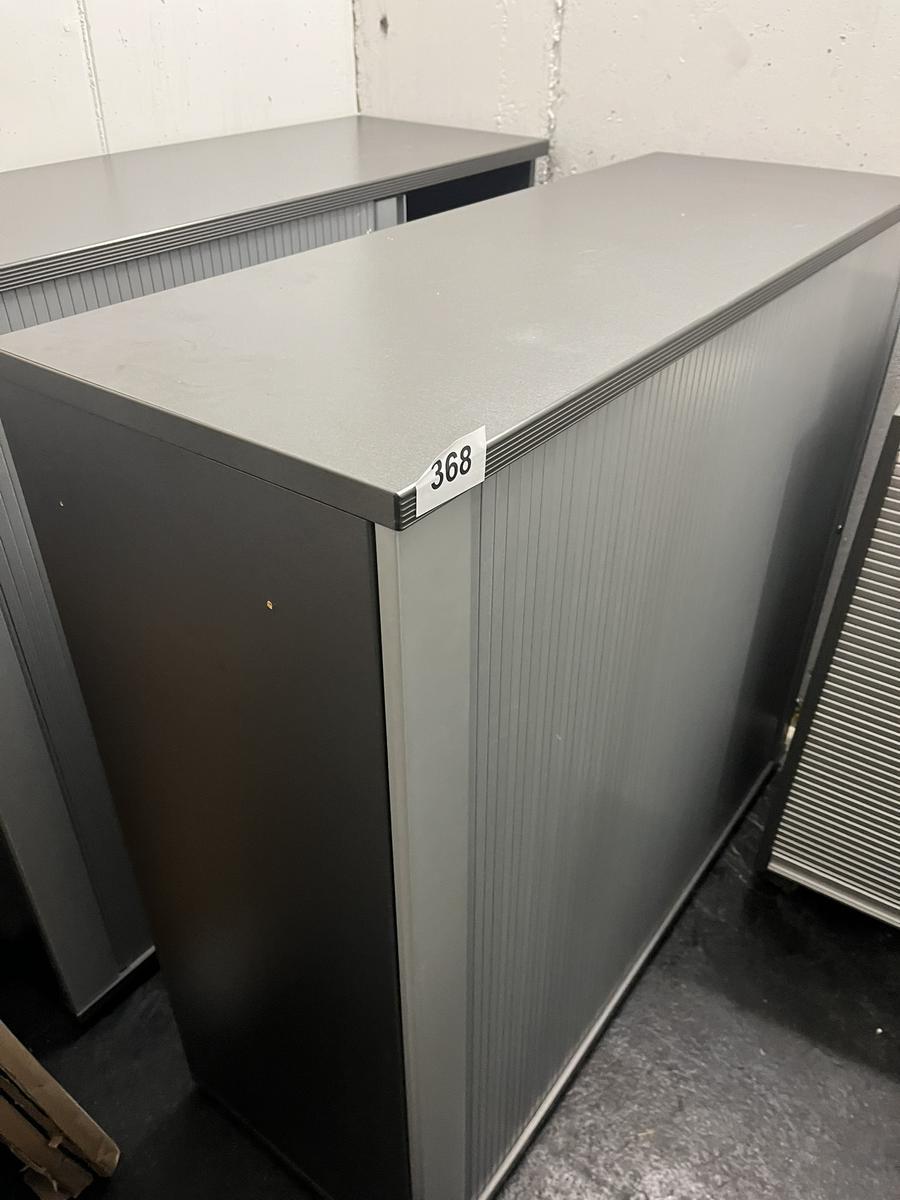 2 Stk. Aktenschränke