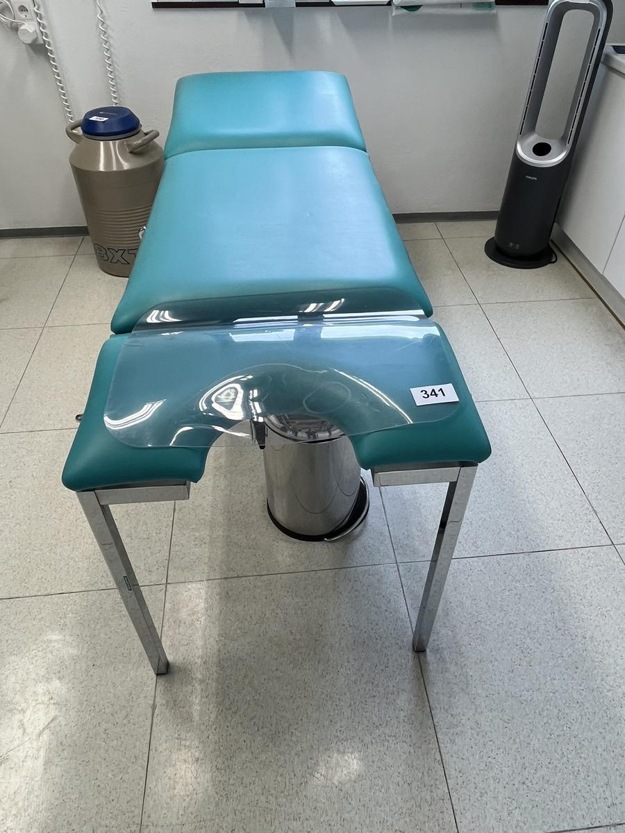 Höhenverstellbare Patientenliege ca. 200 x  60 x 72 cm?d=2025-07-11 09:28:21