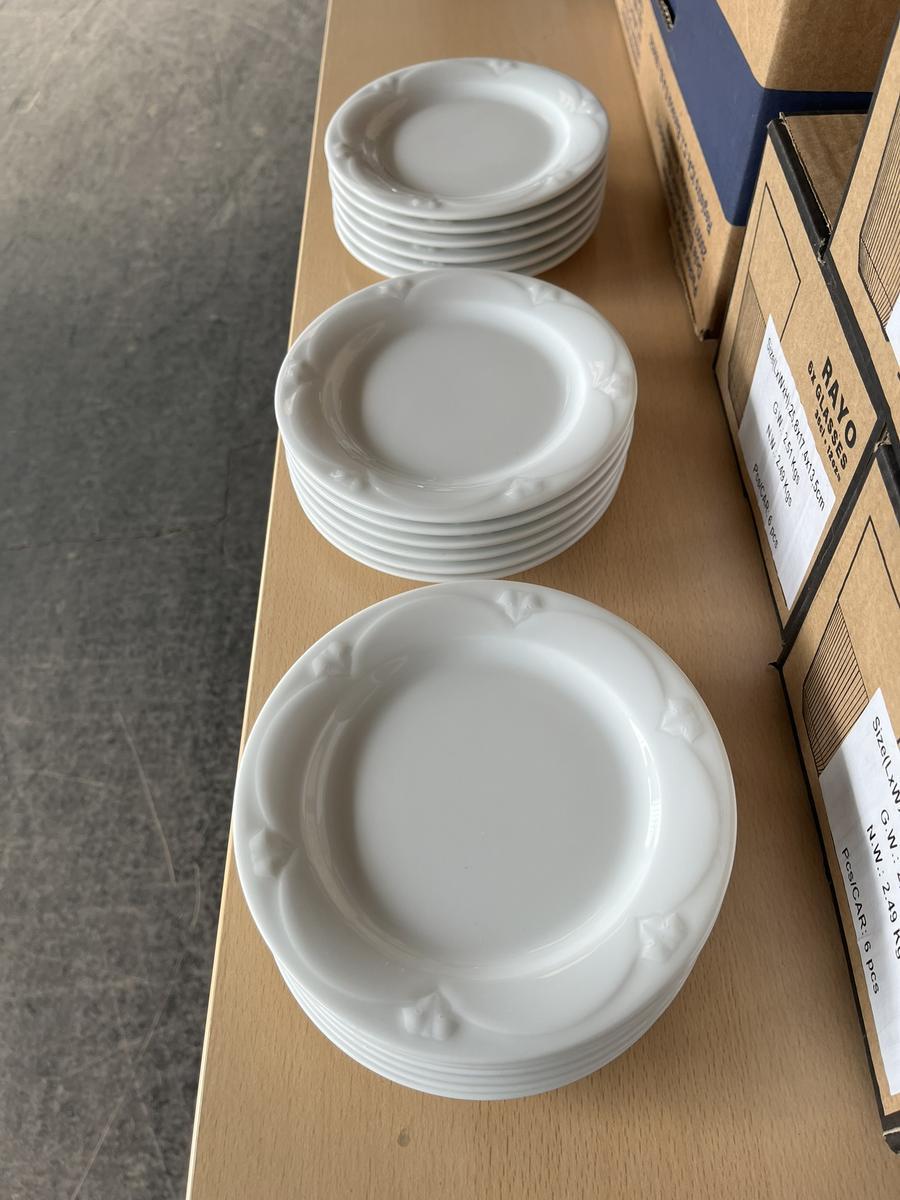 200 Stk. Brotteller, DM 16cm
