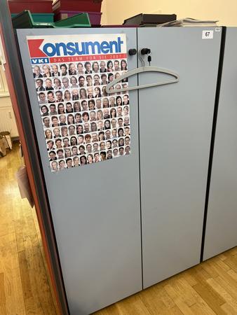 Aktenschrank mit Doppeltüre Aktenschrank mit Doppeltüre