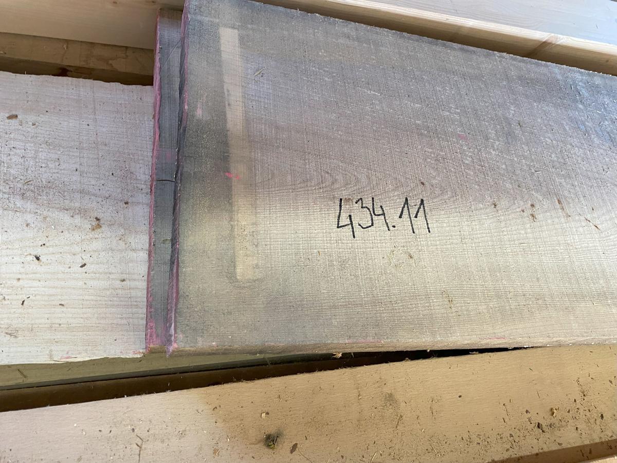 Regalinhalt: 3 Stk. Eschenhölzer 300 cm 50er