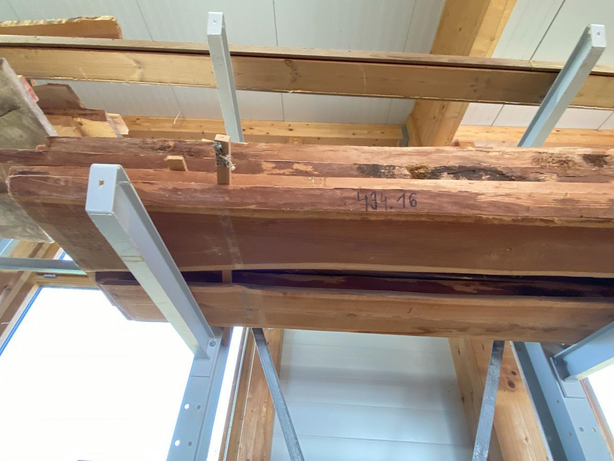 Regalinhalt: 12 Stk.Buchenhölzer 35er - 400 cm