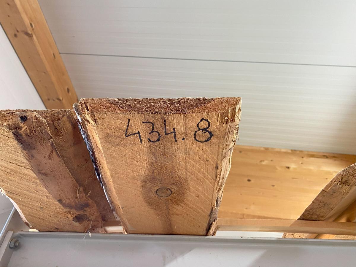 Regalinhalt: 7 Stk. Zirbenhölzer 300 cm - 30er