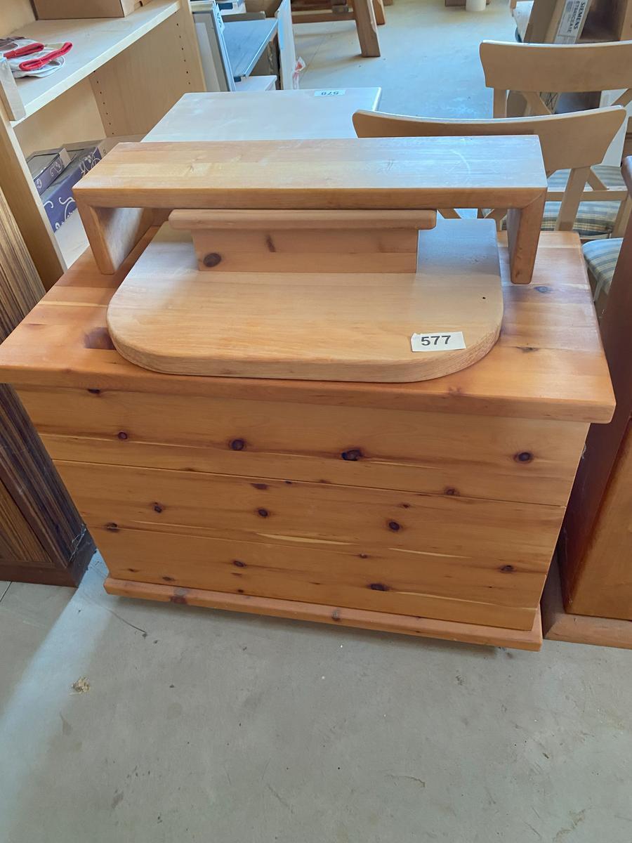 Designerstück 70 x 50 x 130 cm?d=2025-08-10 04:41:45