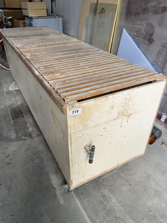 Schleiftisch 2400 x 800mm Schleiftisch 2400 x 800mm