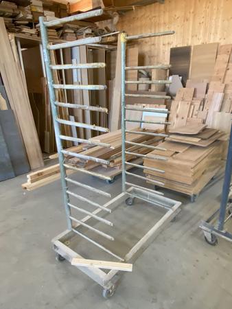 Lackierwagen 120 x 65 x185 cm Lackierwagen 120 x 65 x185 cm