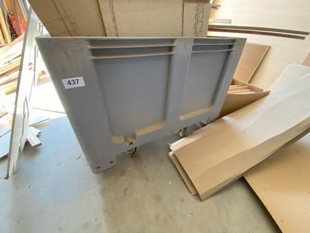 Transportwagen in Kunststoff mobil 120 x 100 x 85 cm Transportwagen in Kunststoff mobil 120 x 100 x 85 cm