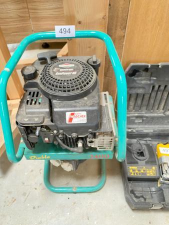 Diablo Stromerzeuger 2 x 230 V - Typ 2400 Diablo Stromerzeuger 2 x 230 V - Typ 2400