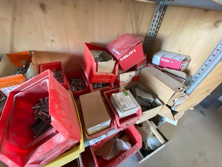 Regalinhalt Schrauben und Befestigungsmaterial Regalinhalt Schrauben und Befestigungsmaterial