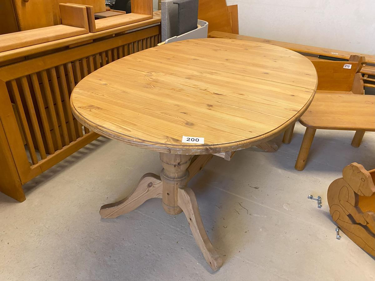 Tisch ausziehbar ca. 160 x 103 cm?d=2025-08-07 23:05:31