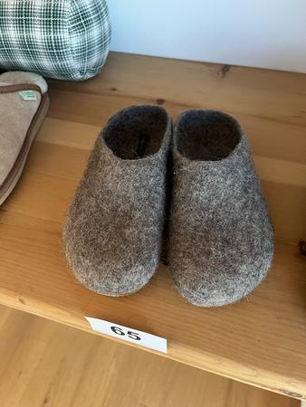 Wollfilz Pantoffeln Größe 38 Wollfilz Pantoffeln Größe 38