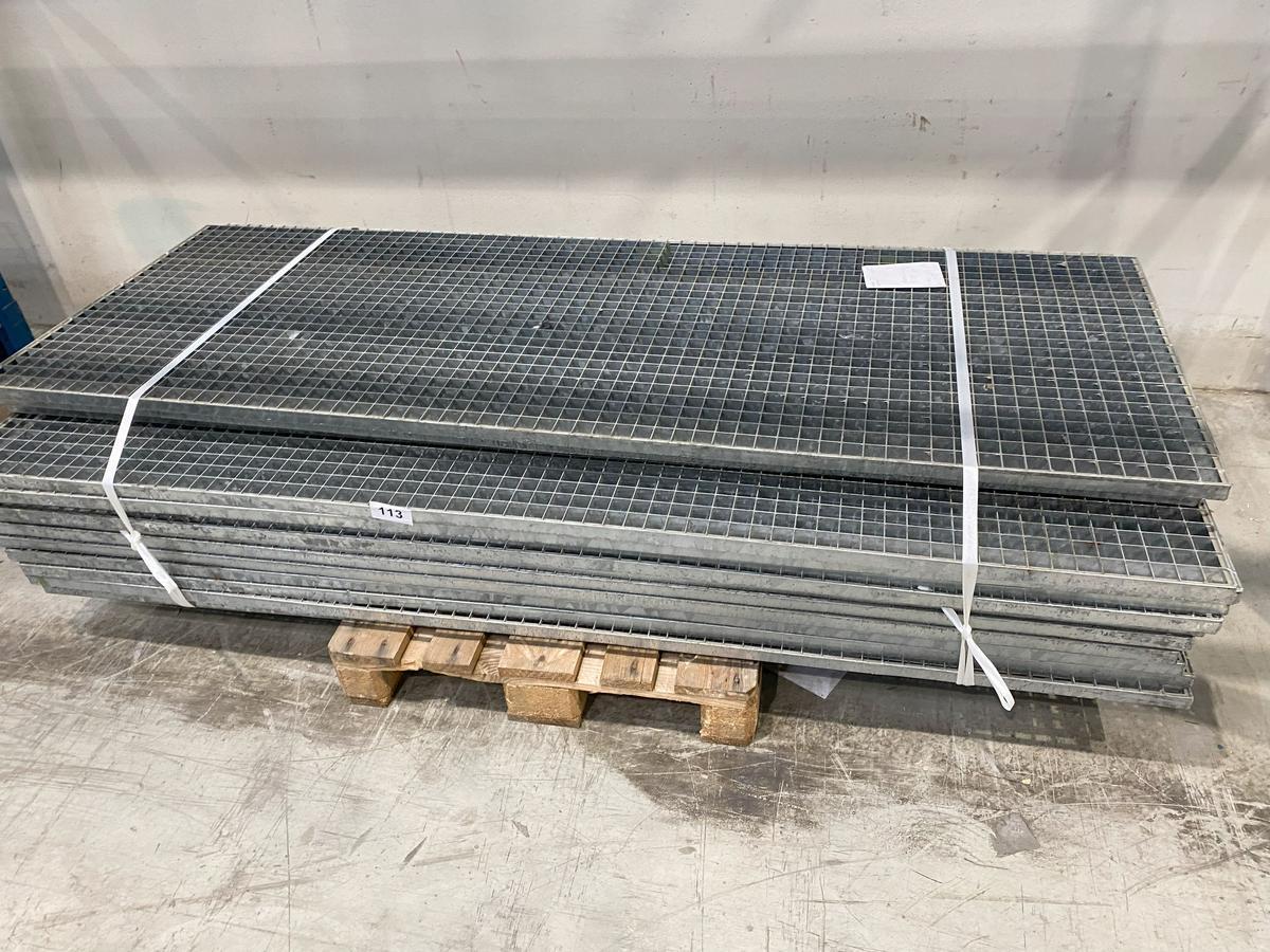 14 Stk.Gitterroste verzinkt ehem. Zwischenboden  ca.210/100/3 cm 11 x - 3 x 212/77 cm