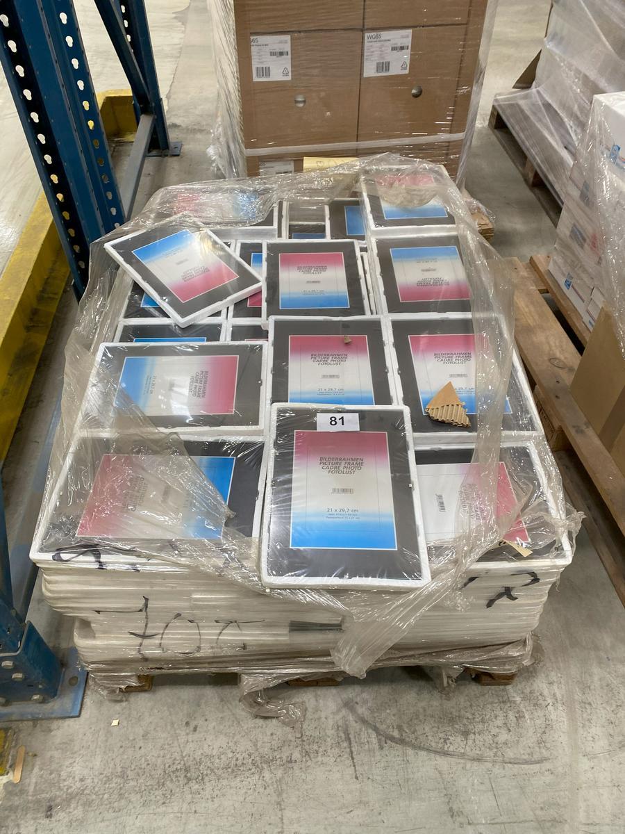 ca. 240 Stück Bilderrahmen 21/29.7 neu - komplette Palette