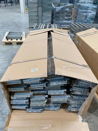 45 Stk. Euro Paletten Aufsatzrahmen je ca.120/80/20 cm klappbar 45 Stk. Euro Paletten Aufsatzrahmen je ca.120/80/20 cm klappbar