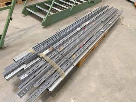 Posten schraubbare Regalprofile Posten schraubbare Regalprofile