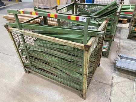 Großposten Trägermaterial ehemalige Regalanlage inkl. 4 Stück Gitterboxen Großposten Trägermaterial ehemalige Regalanlage inkl. 4 Stück Gitterboxen