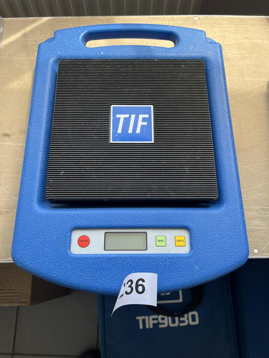 DIF 9030 Compact Refrigerant Scale