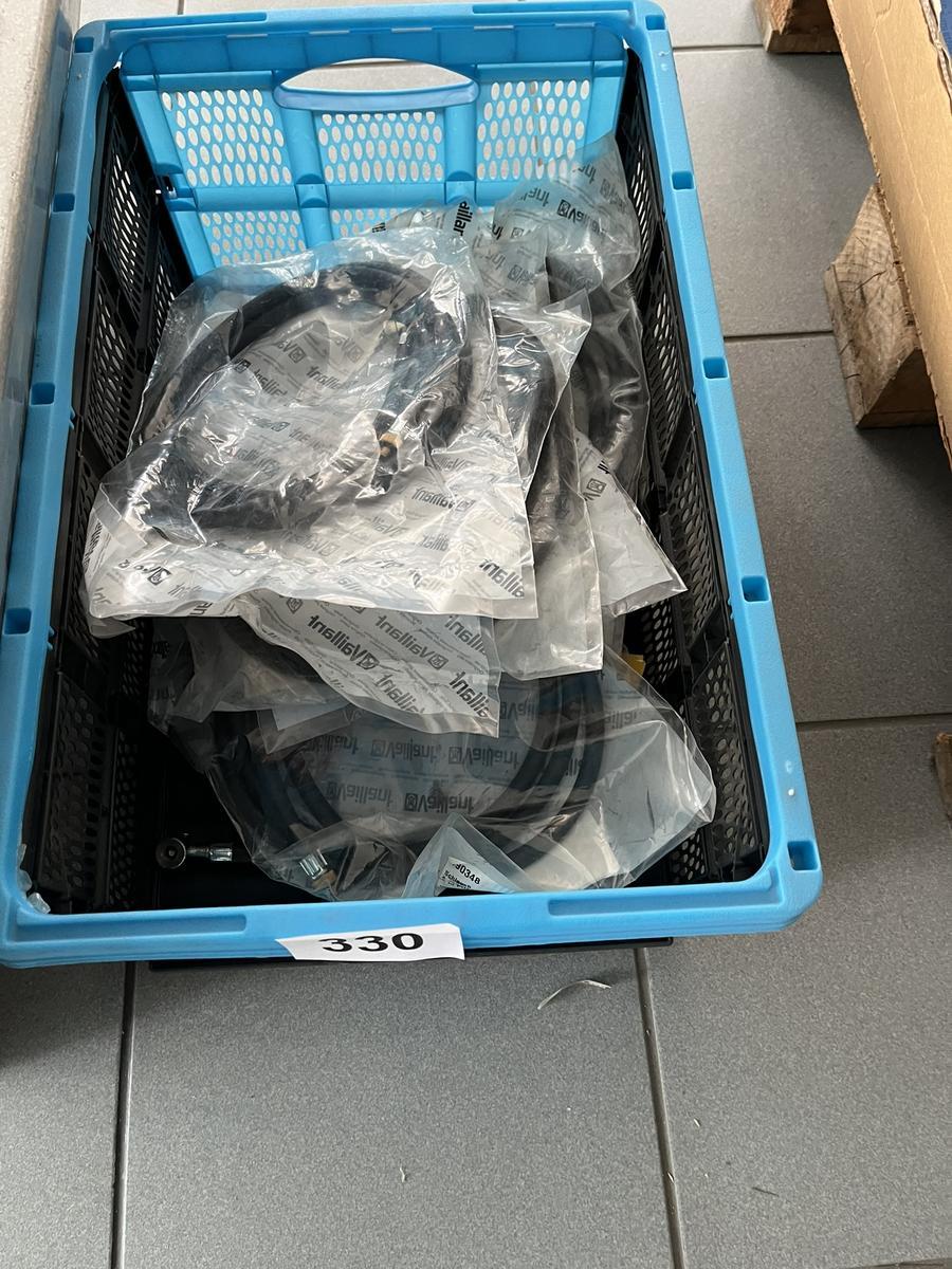 9 Stk. Vaillant Schäuche für Fußpumpe mit 2m