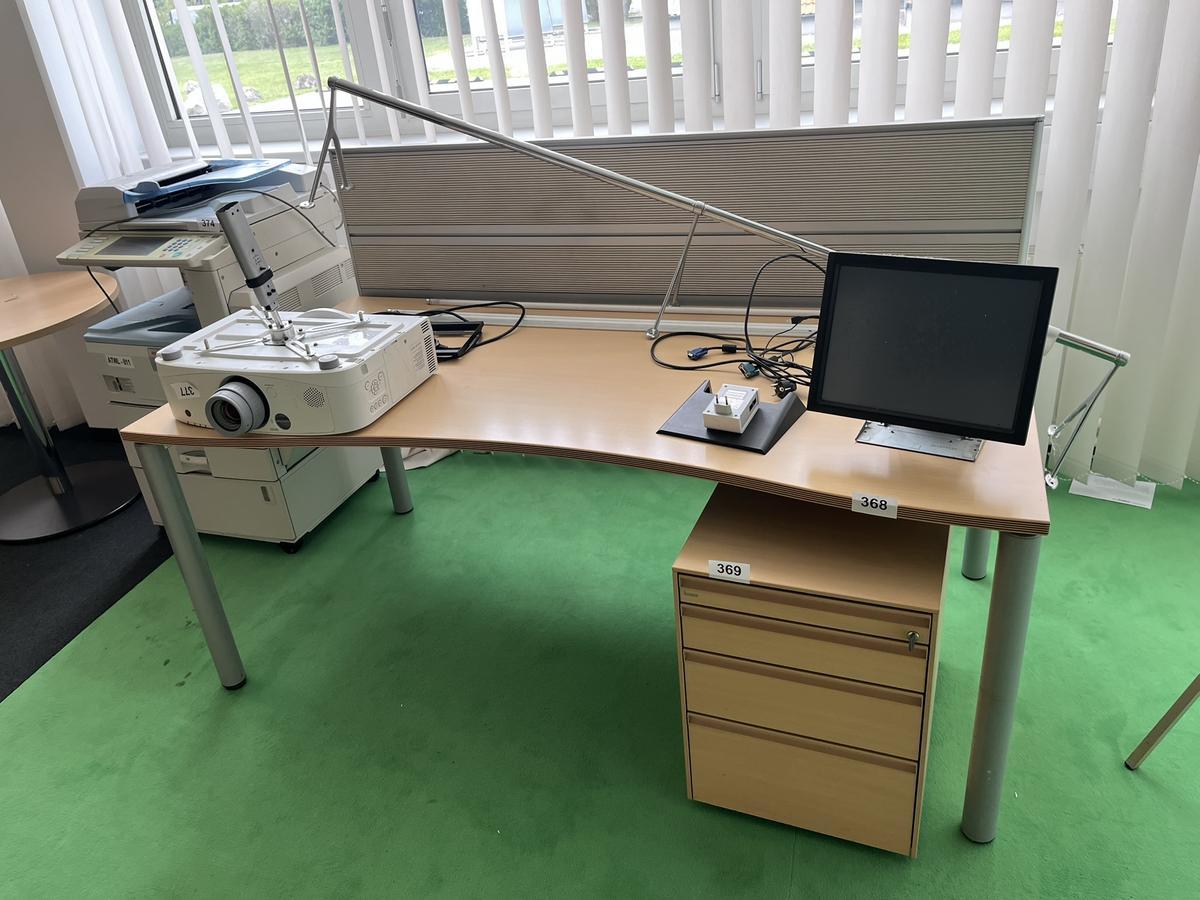 Bene Schreibtisch mit Rückwand 180 x 90 cm?d=2025-08-07 11:30:30