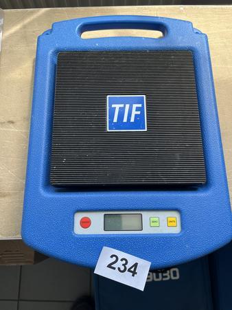 DIF 9030 Compact Refrigerant Scale DIF 9030 Compact Refrigerant Scale